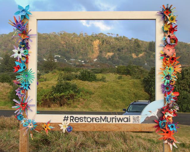 Flower workshop for Restore Muriwai