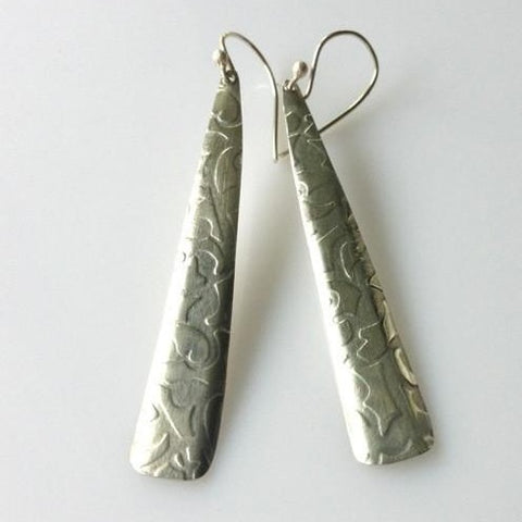 Kowhaiwhai silver long pattern earrings